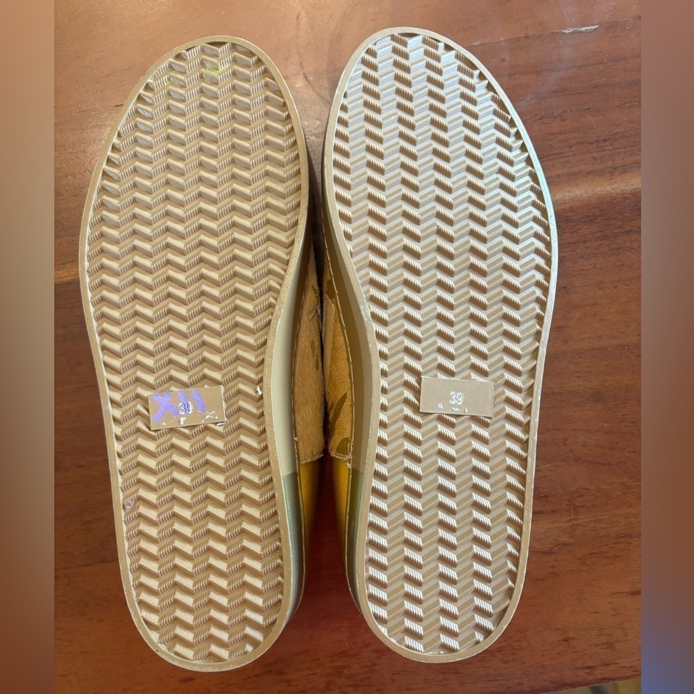 Free People Slip Ons - Picture 3 of 6